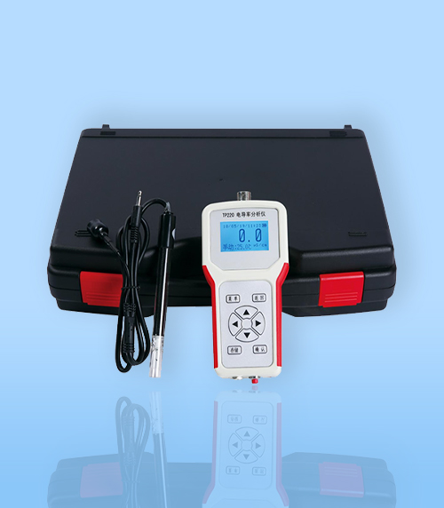 TP220-便(biàn)攜式電導(dao)率分析儀(yí)